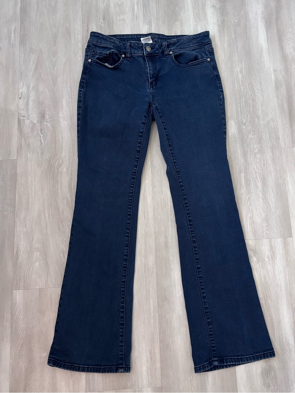 R1893 Bootcut dark jeans size 8